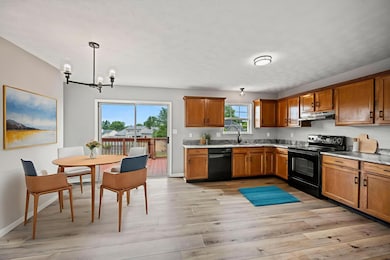 429 Southbrook Dr, Nicholasville, KY 40356 - photo 4