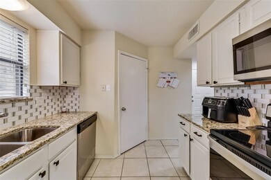 4 Cedar Ln, Bedford, TX 76021 - photo 7