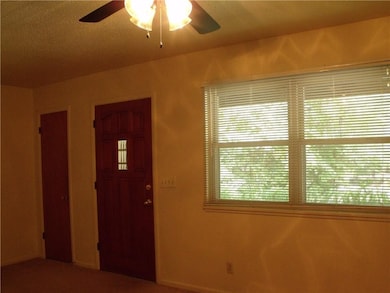 403 Dickson St, Bentonville, AR 72712 - photo 3