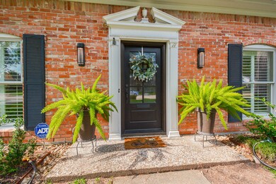 10030 Cedar Creek Dr, Houston, TX 77042 - photo 2