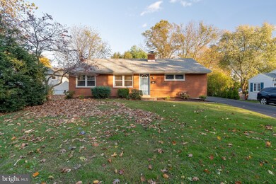 611 Capri Rd, Lancaster, PA 17603 - photo 3