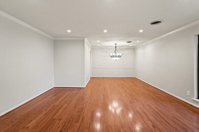 4419 Lavell Dr, Houston, TX 77018 - photo 5