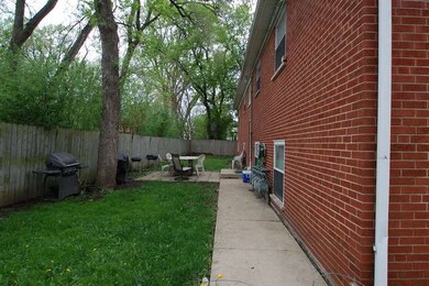 2605 Rohlwing Rd, Rolling Meadows, IL 60008 - photo 2