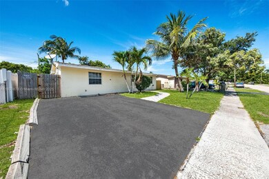 7771 Simms St, Hollywood, FL 33024 - photo 6