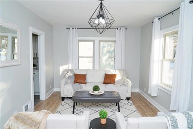 2828 Des Moines St, Des Moines, IA 50317 - photo 7