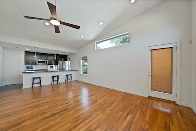 5841 Oram St unit 3, Dallas, TX 75206 - photo 5