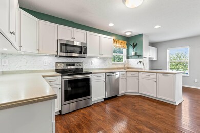 122StoneHedgeRowDrive_Hommati102(8)