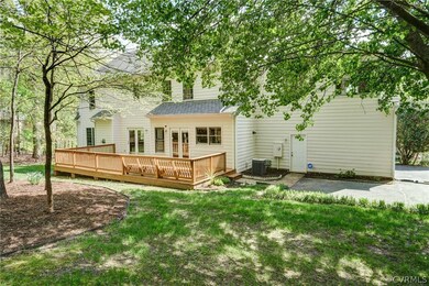 Sprawling Deck complete with built-in benches over