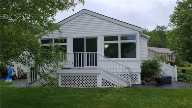 70 Mockingbird Ln, Tiverton, RI 02878 - photo 4