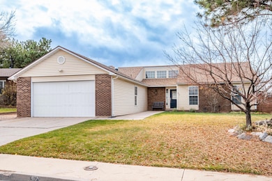 872 Cedarwood Ln, Cedar City, UT 84720 - photo 2