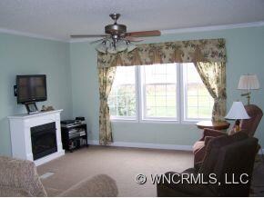 2316 Pace Rd, Hendersonville, NC 28792 - photo 7