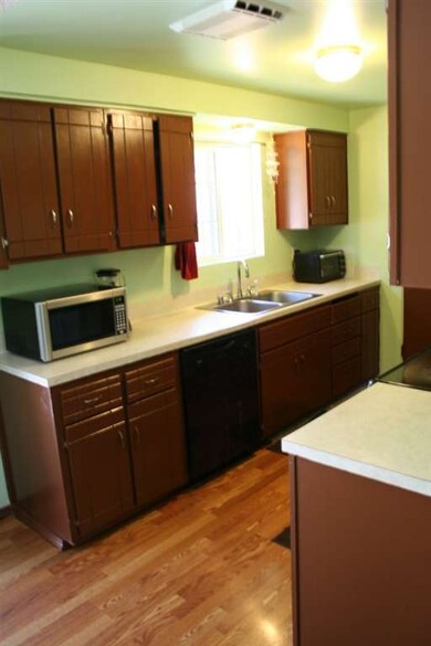 257 Pollman Cir, Lynden, WA 98264 - photo 4