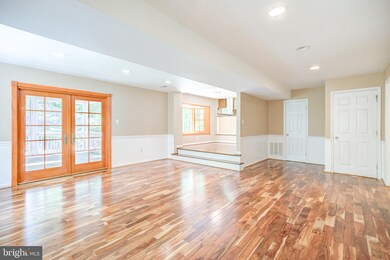 11503 Drop Forge Ln, Reston, VA 20191 - photo 6