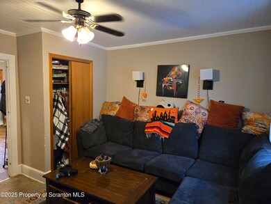 322 Oak St, Dunmore, PA 18512 - photo 7