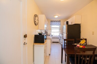 38 Dean Rd unit 6, Brookline, MA 02445 - photo 3