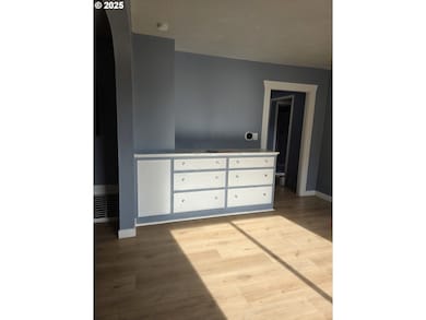 510 NW 11th St, Pendleton, OR 97801 - photo 4