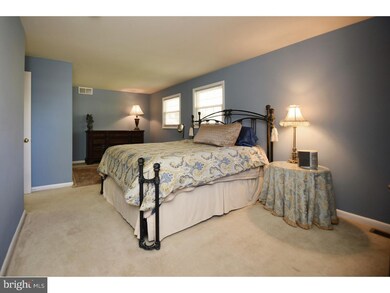 1376 Veronica Ln, Phoenixville, PA 19460 - photo 7