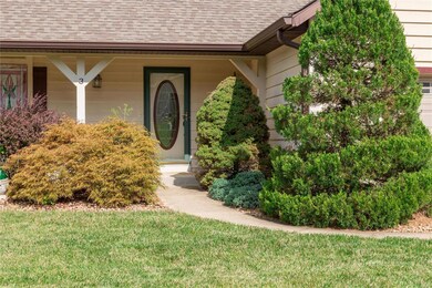 3 Cypress Point Dr, Collinsville, IL 62234 - photo 2