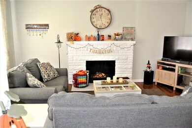 Living room 2