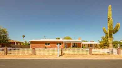 Real Estate web-37