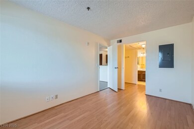 1361 E University Ave unit 209, Las Vegas, NV 89119 - photo 6