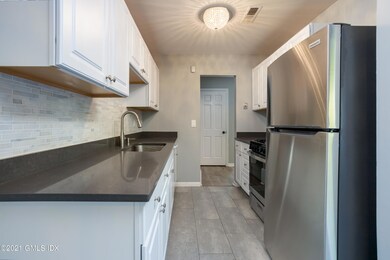 19 Le Grande Ave unit 17, Greenwich, CT 06830 - photo 7