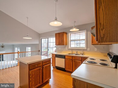 13 Atina Dr, Stafford, VA 22554 - photo 7