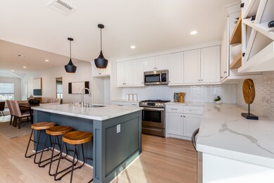 910 Algregg St, Houston, TX 77009 - photo 6