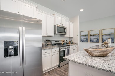 2211 Blackthorn Drive - Wren B - Landing