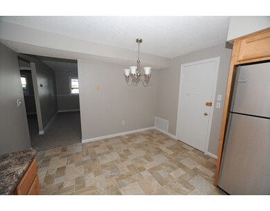 33 Linden St unit B, Fall River, MA 02720 - photo 3