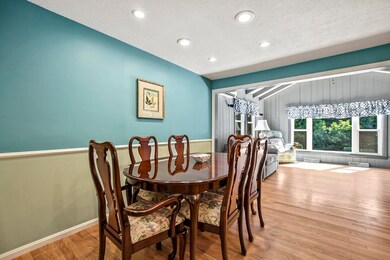 186 Berkeley Ave, Lowell, MA 01852 - photo 7