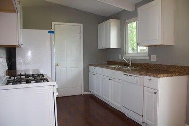 4877 Warminster Dr, Columbus, OH 43232 - photo 6