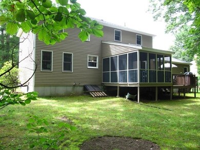 3 Gaskill Cir, Hopedale, MA 01747 - photo 3