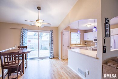 1444 W 46th St, Davenport, IA 52806 - photo 6