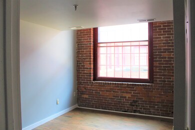 470 Silver St unit 213, Manchester, NH 03103 - photo 7
