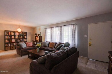 Flower living room