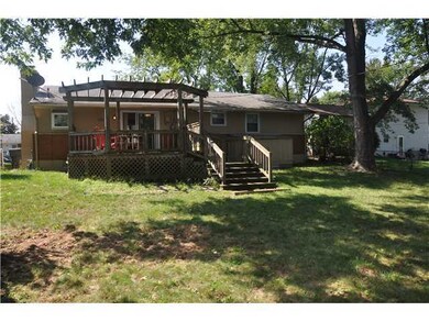 1488 Thurell Rd, Columbus, OH 43229 - photo 2