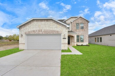 214 Eagleville Dr, Alvin, TX 77511 - photo 2