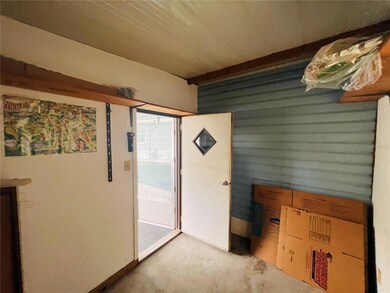 38650 Granger Ln, Zephyrhills, FL 33542 - photo 7