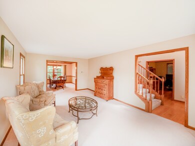 1251 Ivy Ln, Algonquin, IL 60102 - photo 4