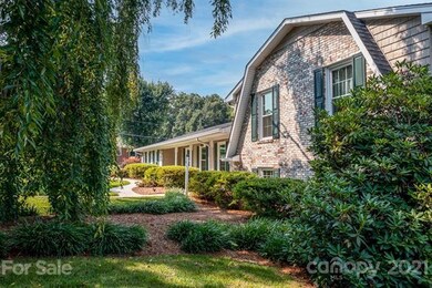 901 Carolyn St, Statesville, NC 28677 - photo 3