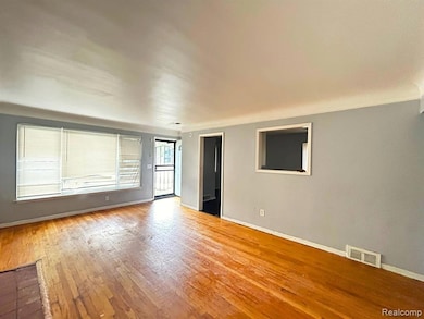 19977 Cushing St, Detroit, MI 48205 - photo 7