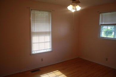 808 Kent Dr, Lebanon, TN 37087 - photo 5