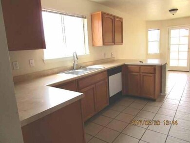 14233 Desert Cloud Dr, Horizon City, TX 79928 - photo 4