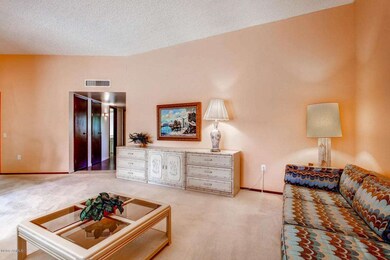 10883 W Emerald Dr, Sun City, AZ 85351 - photo 5