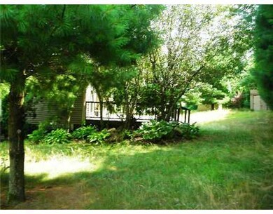 5 Woodcrest Ct, Cranston, RI 02921 - photo 3