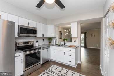 7805 Hidden Creek Way, Stoney Beach, MD 21226 - photo 3