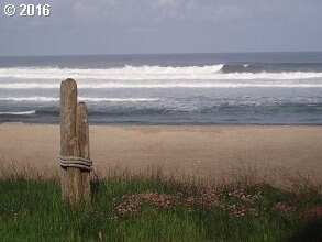 0 SW Anchor Ave unit 16011933, Lincoln City, OR 97367 - photo 5