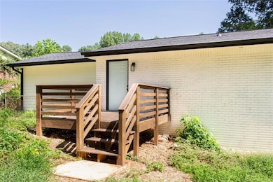 3652 Sweetbriar Cir, Lithia Springs, GA 30122 - photo 6