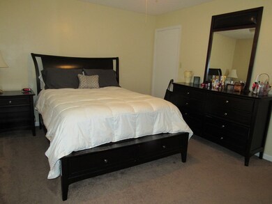 301 Pineridge Dr, Hopkinsville, KY 42240 - photo 7